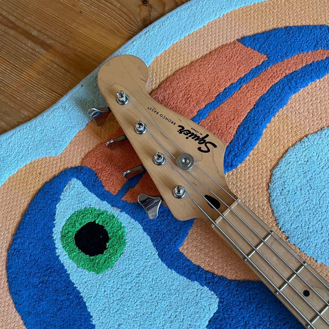 squire bronco bass 黒　musicmaster 仕様