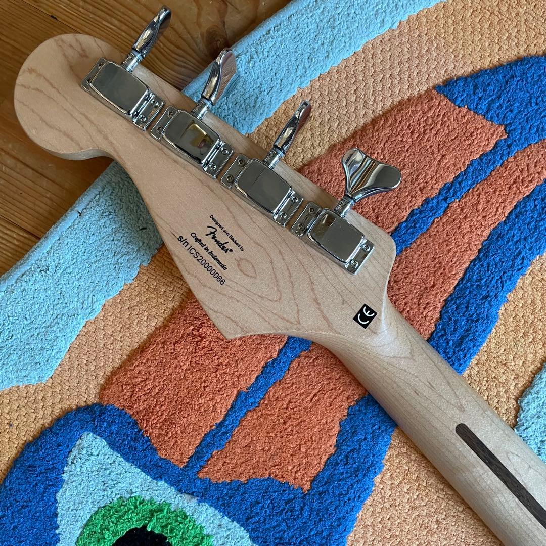 squire bronco bass 黒　musicmaster 仕様