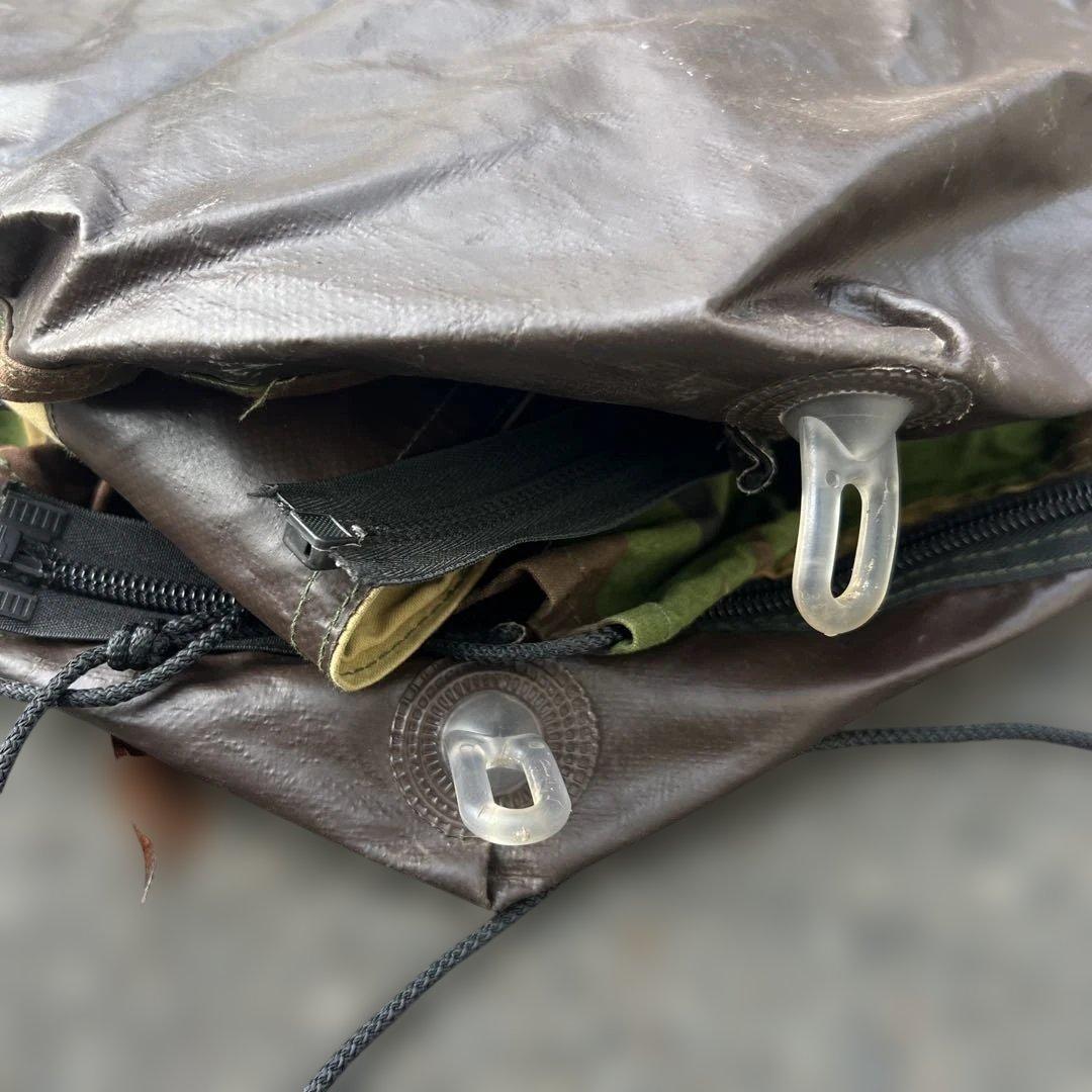 オランダ軍　迷彩テント ロール式収納