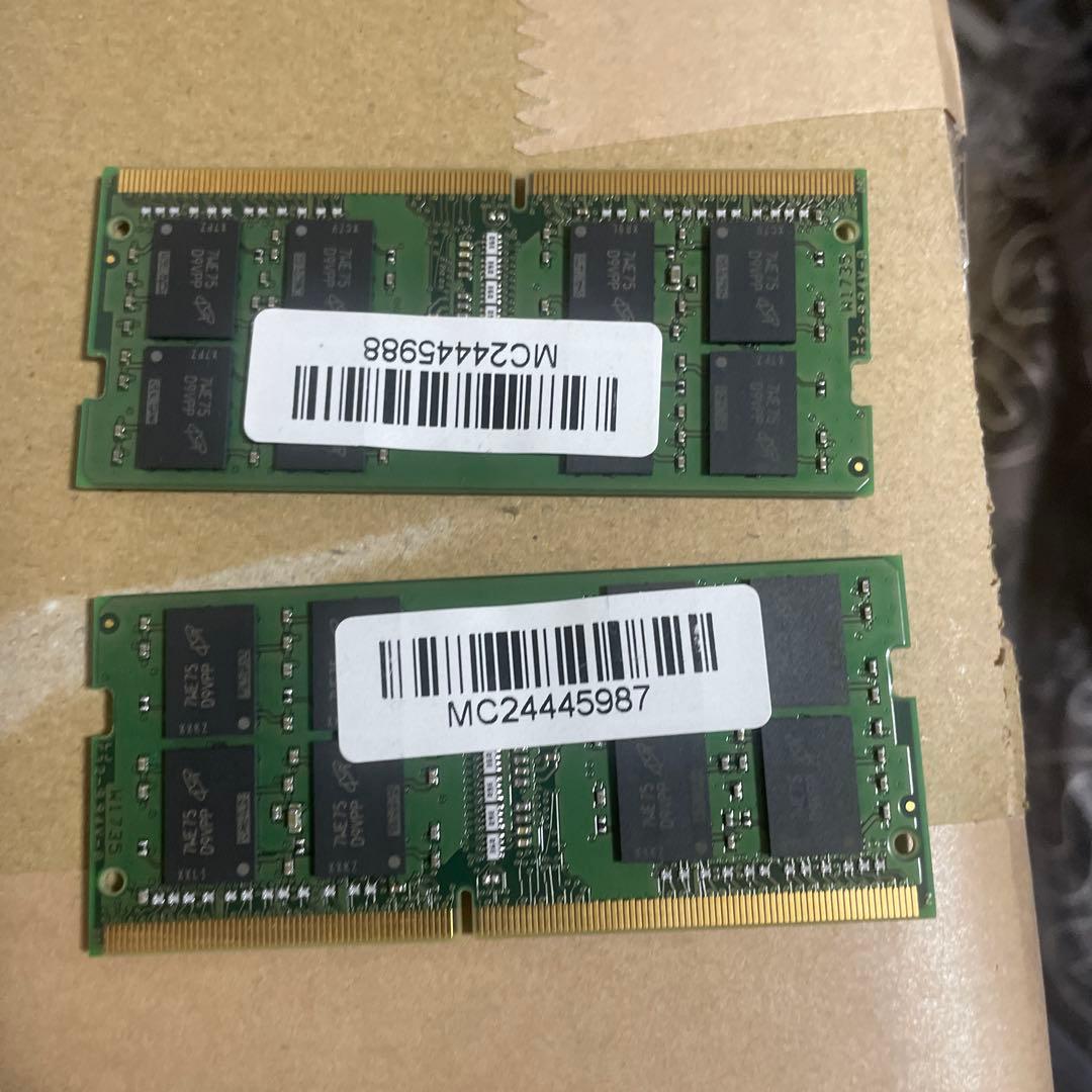 KingstonDDR4PC4-16GB×2 32GB メモリ