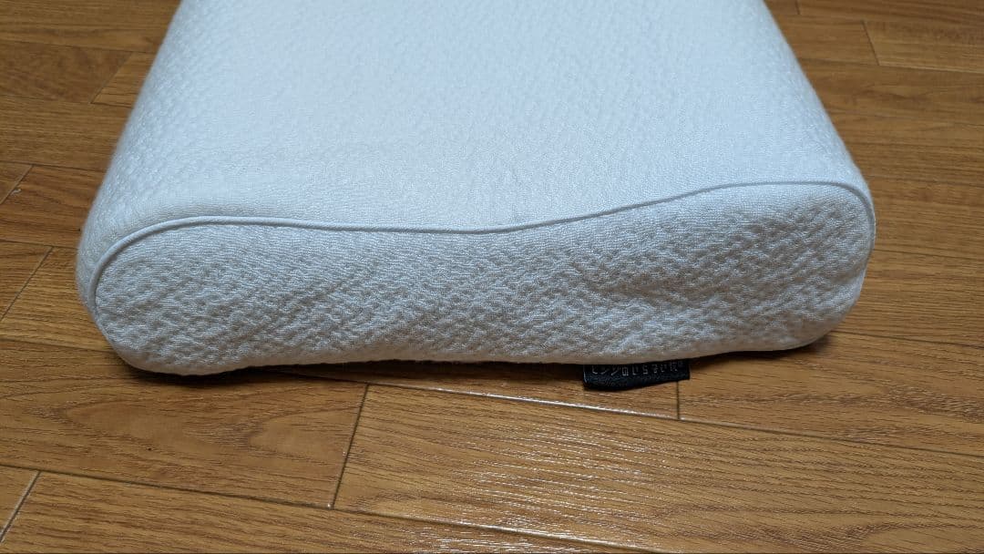 ヒツジのいらない枕　至極　カバー付き！