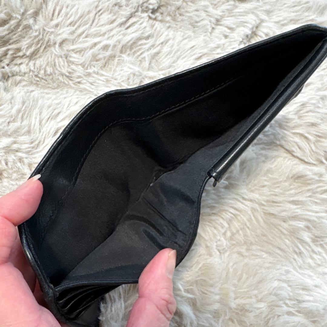 JIMMY CHOO ジミーチュウ ブラックレザー 星型エンボス 二つ折り財布