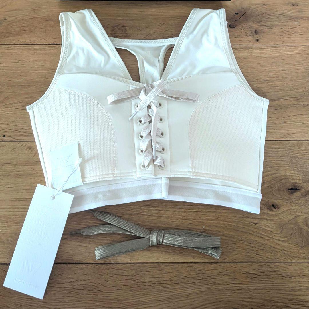 【N7】完売品 試着のみ 箱なし スポブラ レースアップ ホワイト ひなちゃん