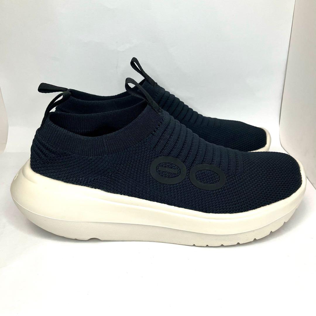 OOFOS ウーフォス　スニーカー　スリッポン　レディース