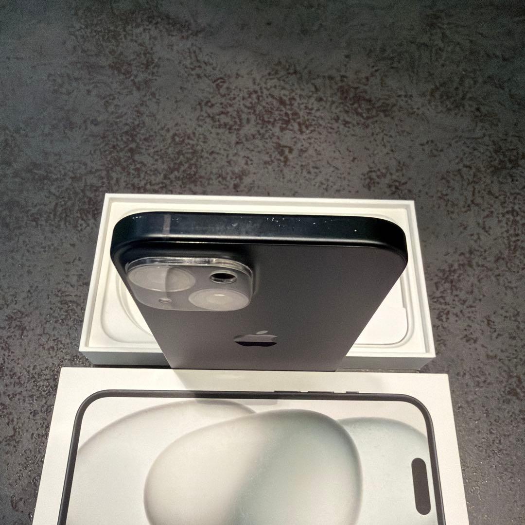 【値下げ】 iPhone 15 256GBブラック バッテリー84% おまけ付き