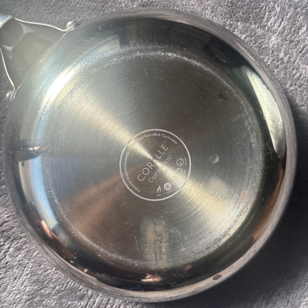 コレール フライパン　20cm、26cm深型