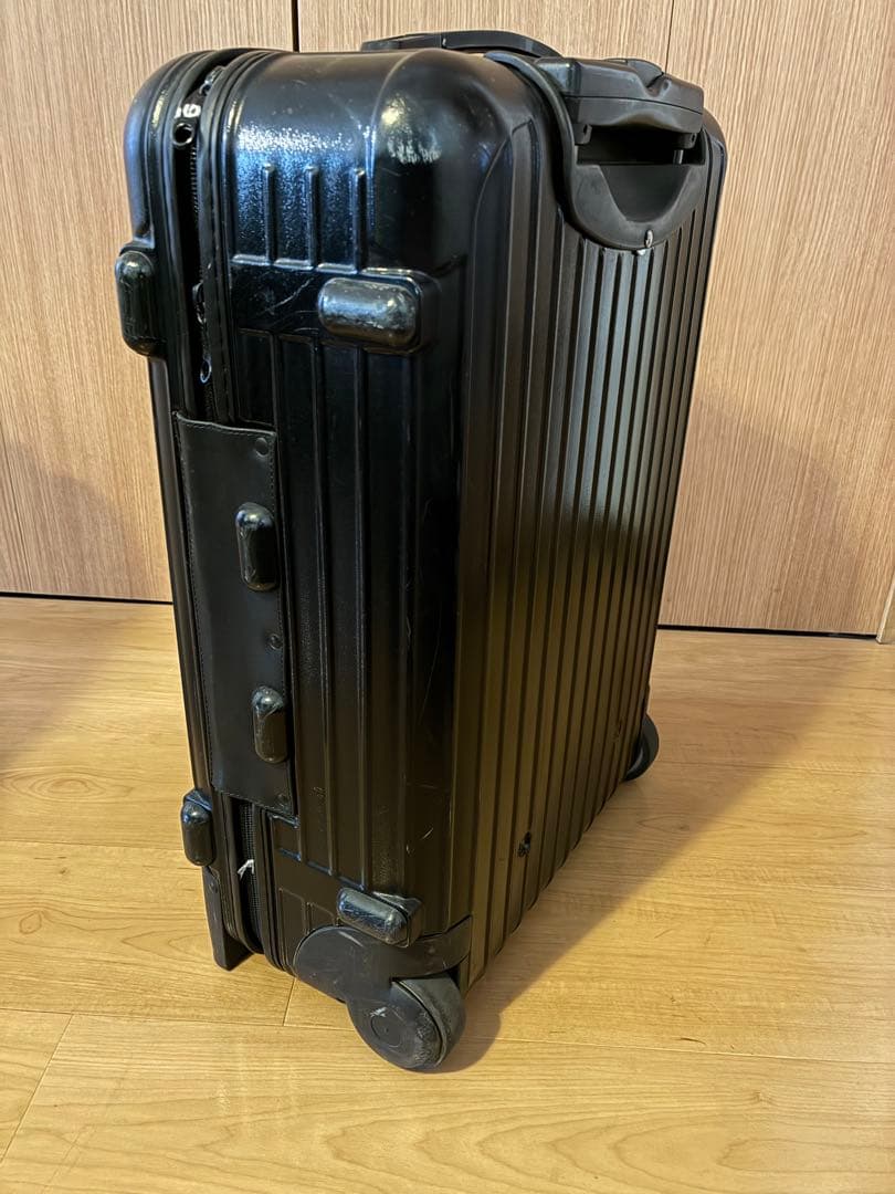 リモワ RIMOWA2輪　ポリカーボネート製『ジャンク品として』