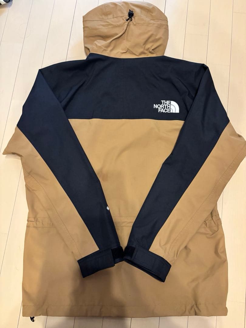 ノースフェイス　マウンテンライトジャケット（ユーティリティブラウン）