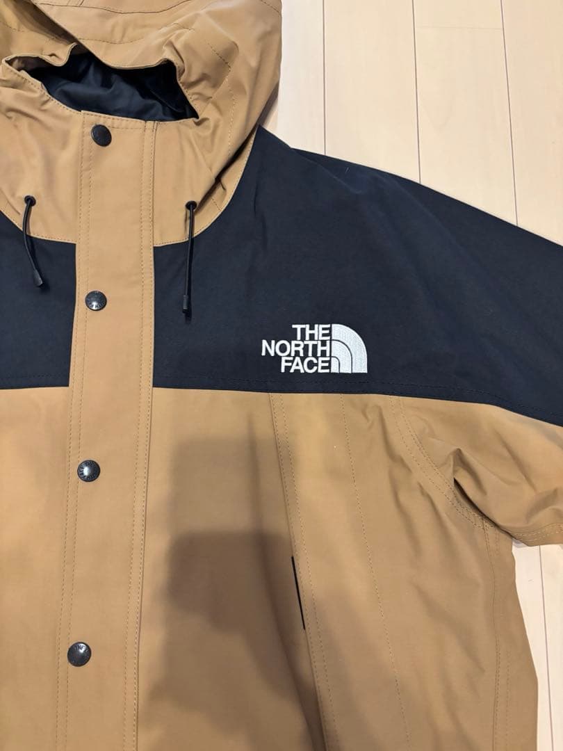 ノースフェイス　マウンテンライトジャケット（ユーティリティブラウン）