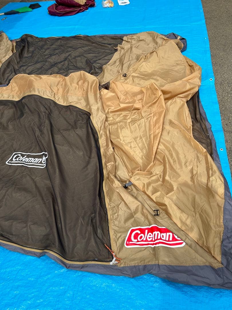 コールマン タフワイドドーム Ⅳ 300 バーガンディ