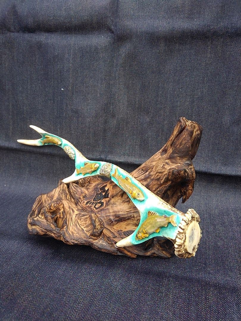 鮎の彫刻 鹿の角