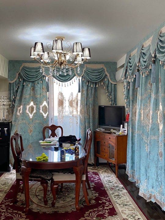 高級カーテン　刺繍カーテン　人気デザイン