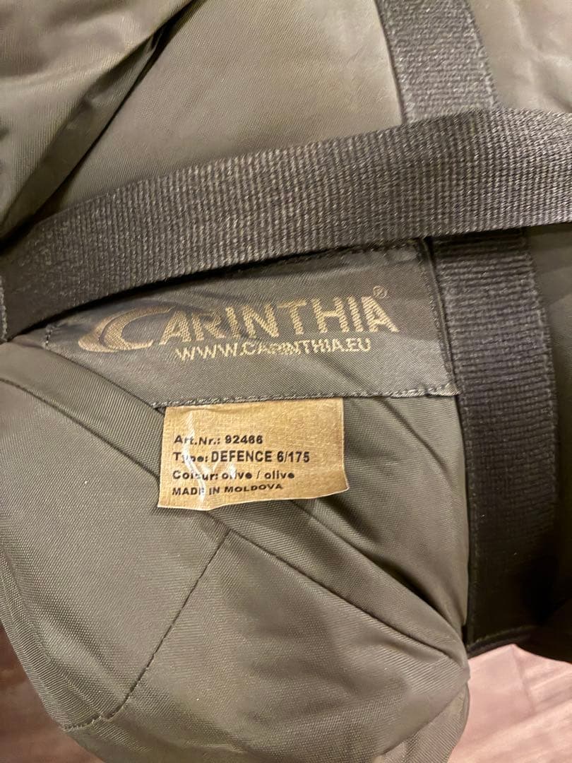 CARNITHIA DEFENCE 6 Sサイズ　寝袋 オリーブグリーン