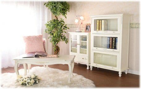 要問い合わせ♥️お店のディスプレイに♥️天使の羽がステキ♥️白家具　チェスト