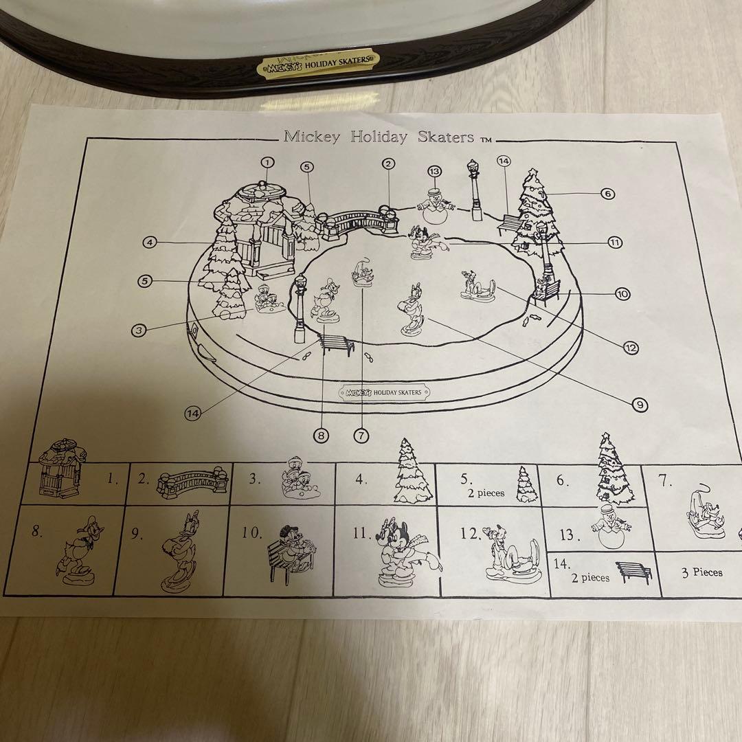 ディズニー　Mickey’s Holiday Skaters