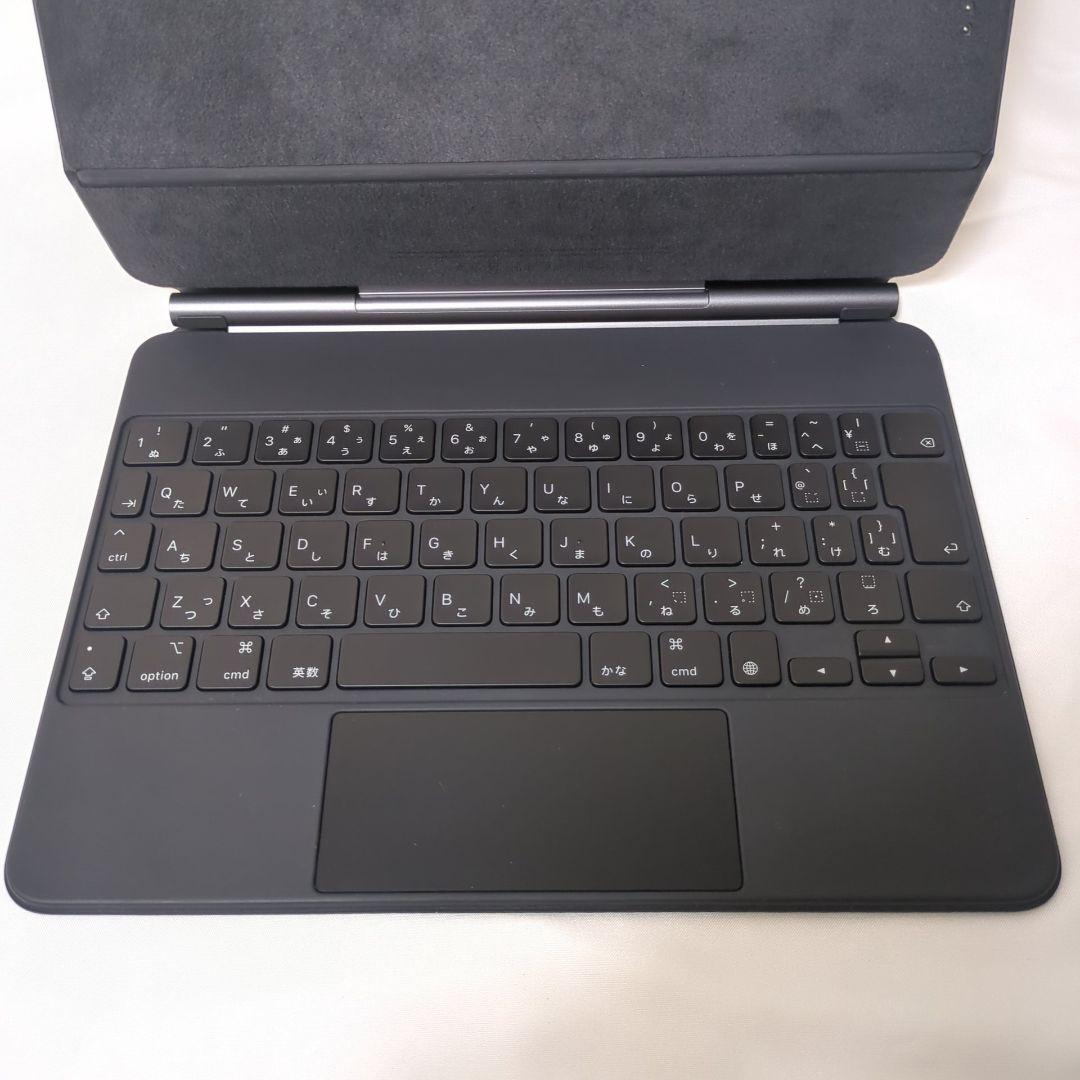 Applei Pad Magickeyboard 11インチ MXQT2J/A