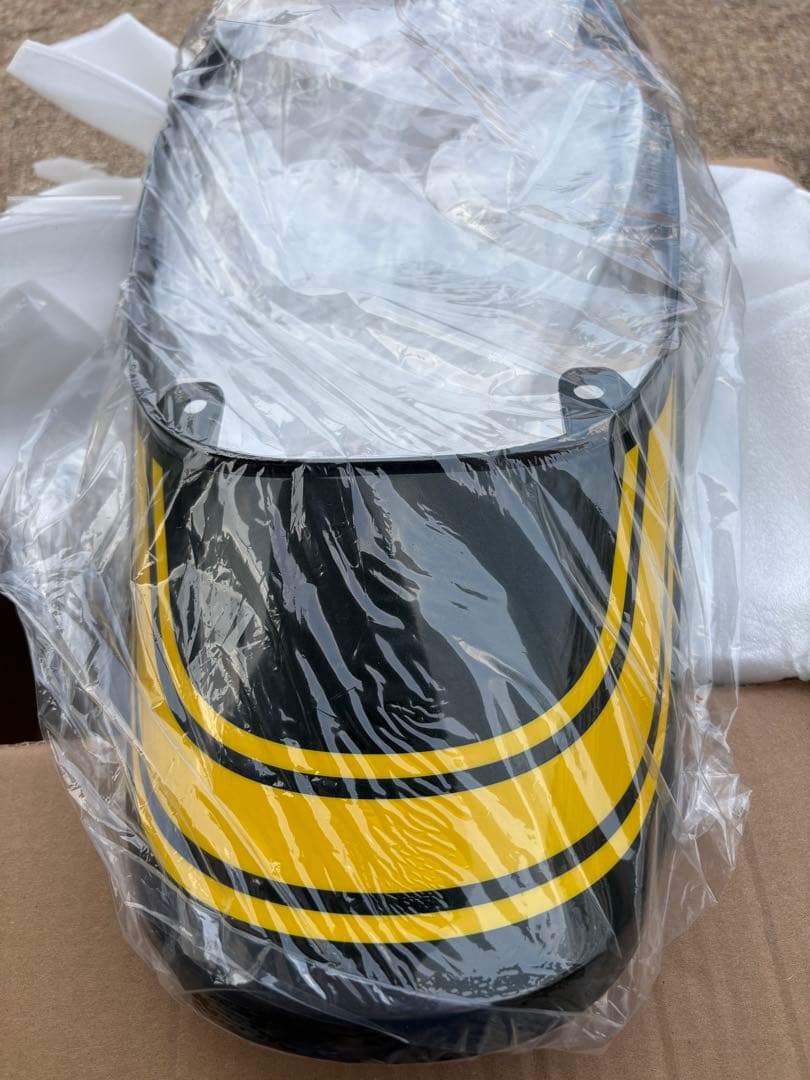 Z900rs純正テールカウル【ほぼ新品】イエローボールエディション