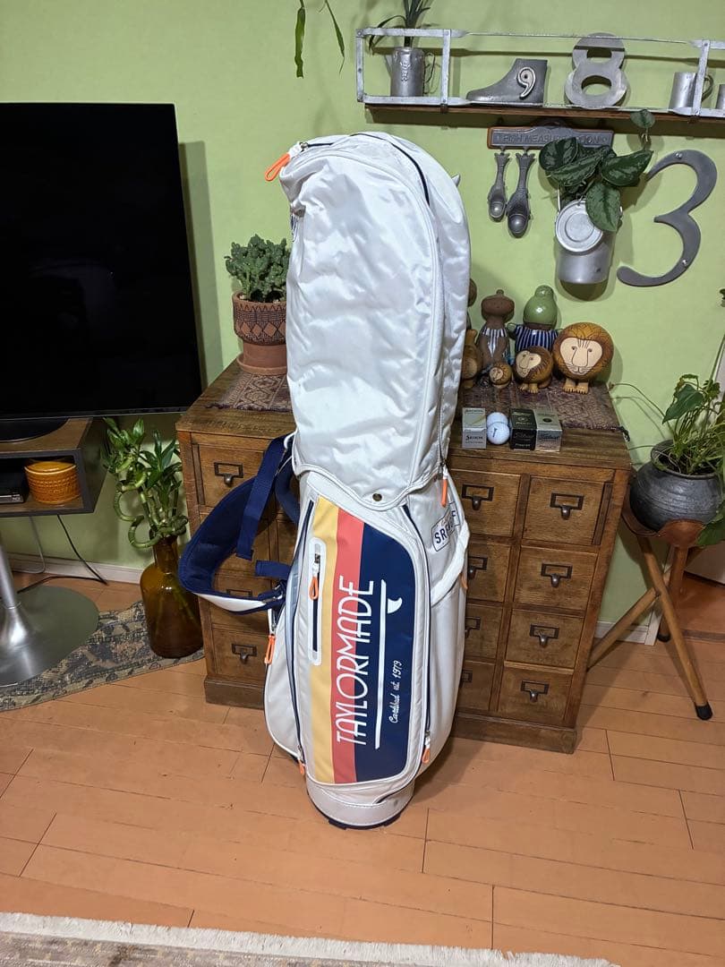 TAYLORMADE ゴルフバッグ・キャディバッグ　テイラーメイド