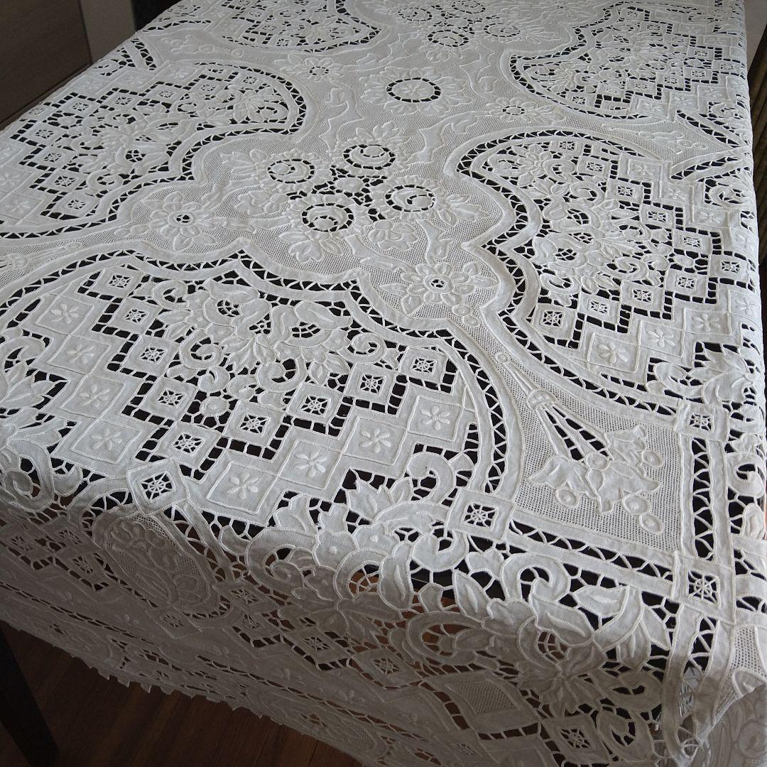 【未使用】スワトウ刺繍・テーブルクロス