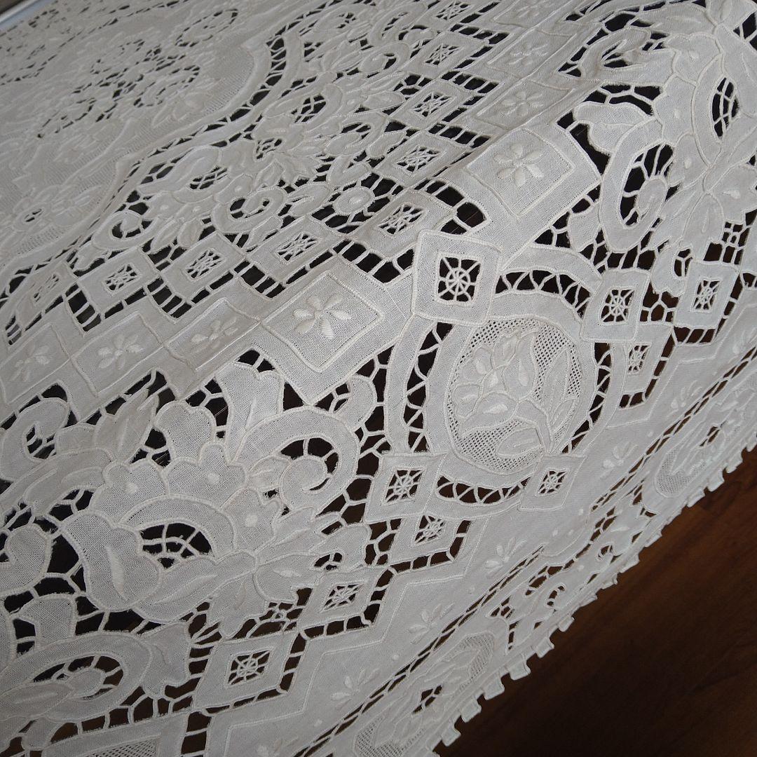 【未使用】スワトウ刺繍・テーブルクロス