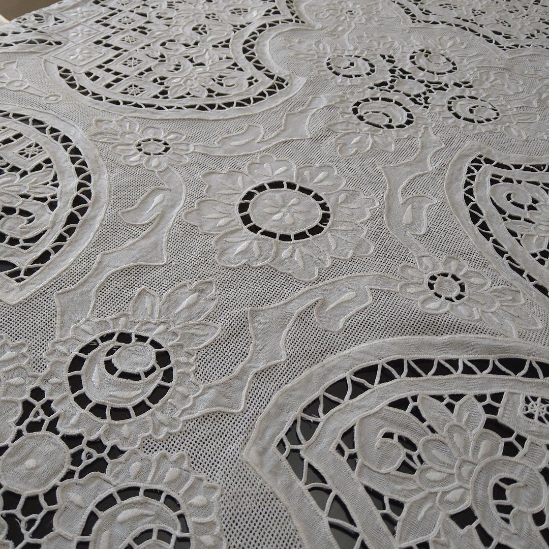 【未使用】スワトウ刺繍・テーブルクロス