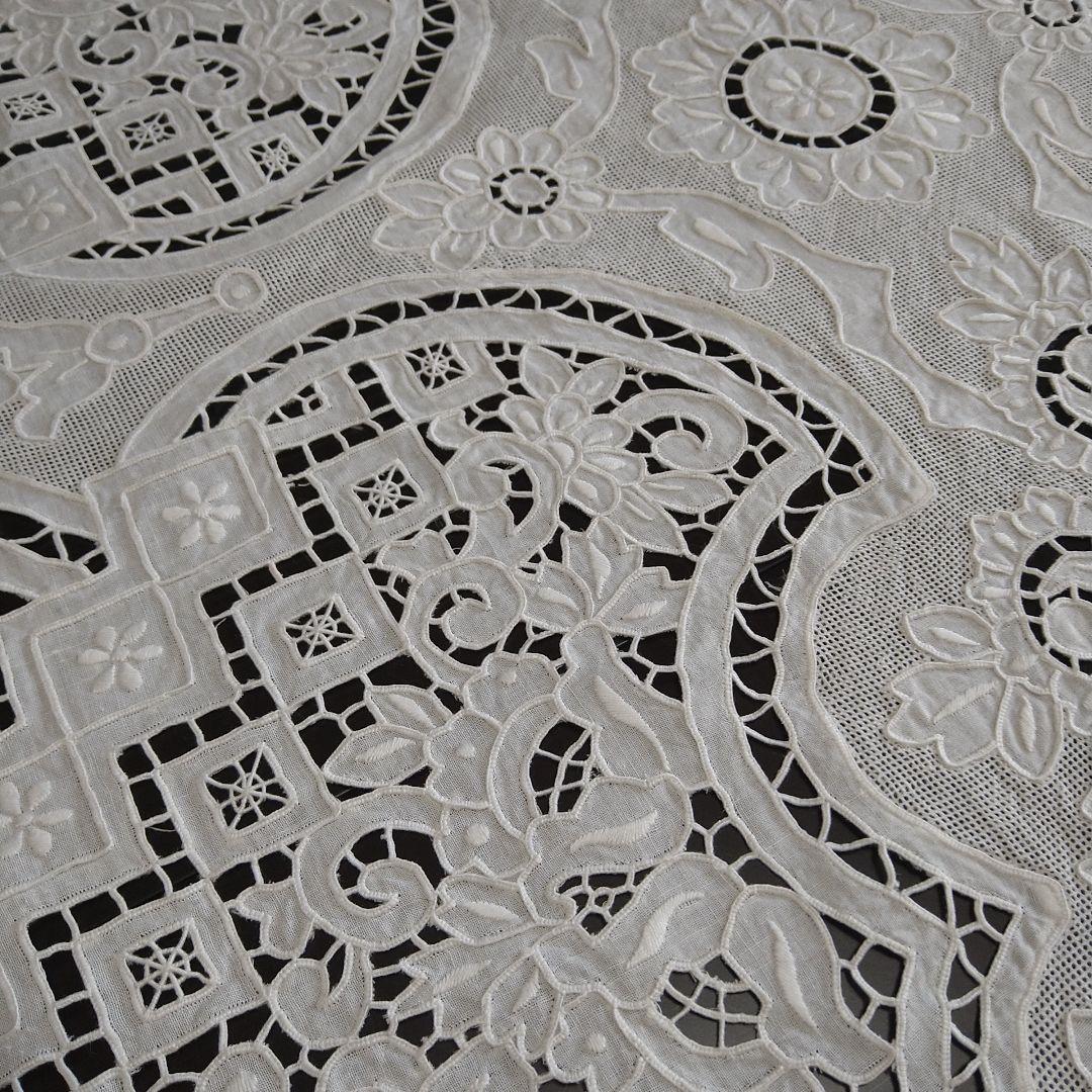 【未使用】スワトウ刺繍・テーブルクロス