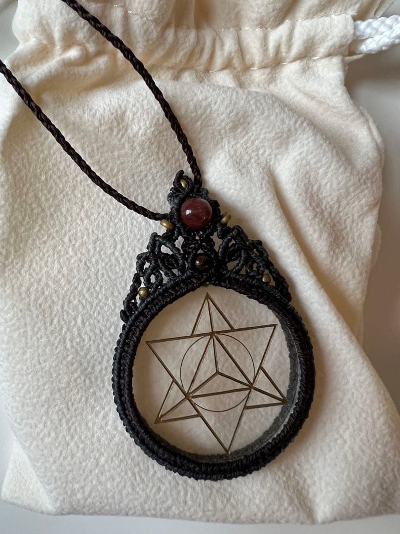 【美品】アイスクォーツ(ヒマラヤ)六芒星モチーフのネックレス