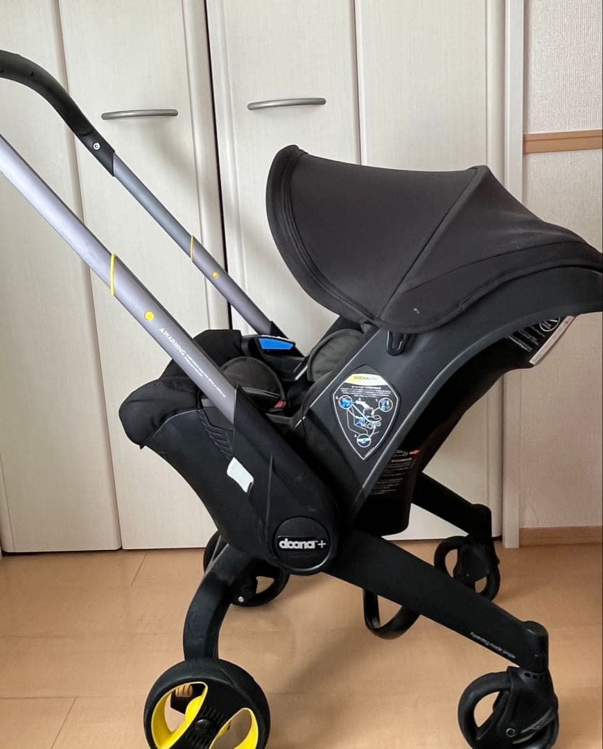 ドゥーナ　ベビーカー&チャイルドシート　doona ベビー　新生児　出産