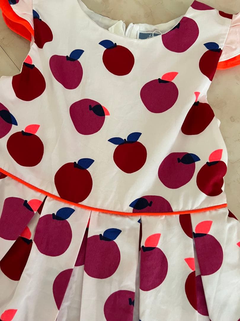 JACADI♡ りんご柄　肩フリル　ワンピース