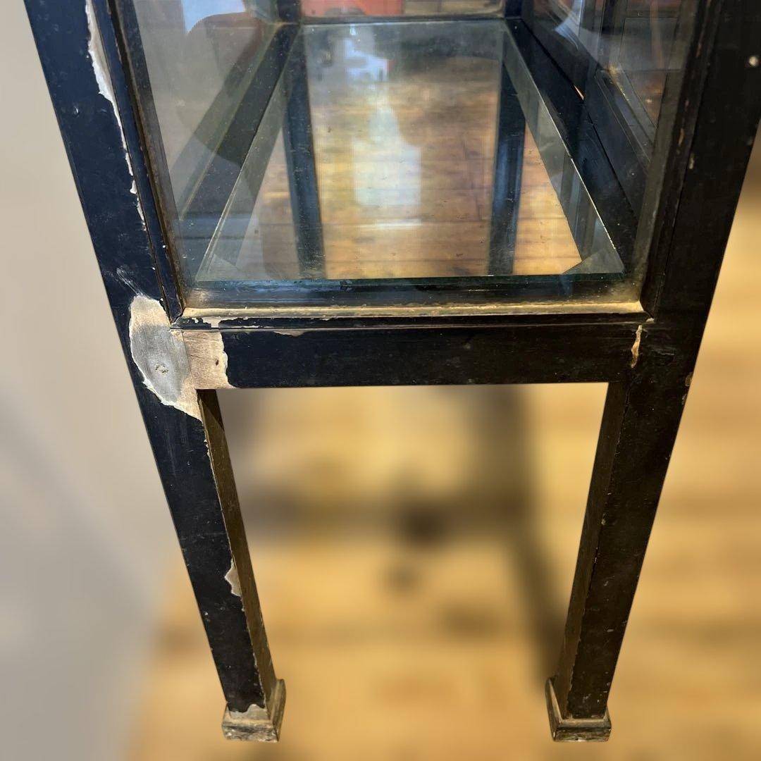 アンティーク　ガラスキャビネット　黒ケビント　医療棚　陳列ケース