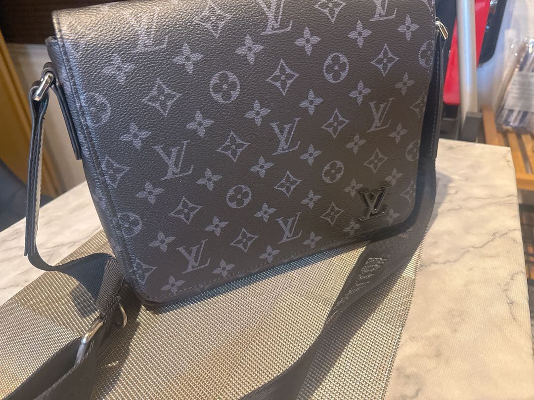 ルイヴィトン ディストリクトPM NV3 ◆最高峰の品格を◆