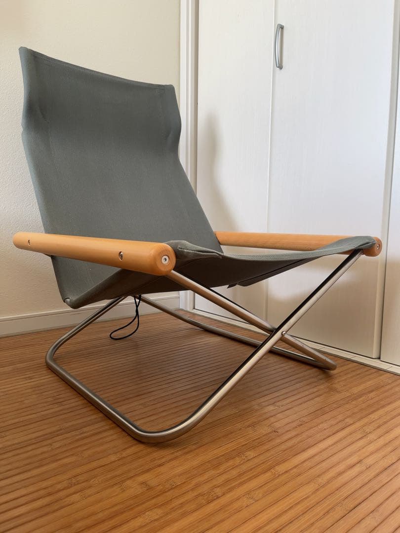 ニーチェア　グレー　ナチュラル