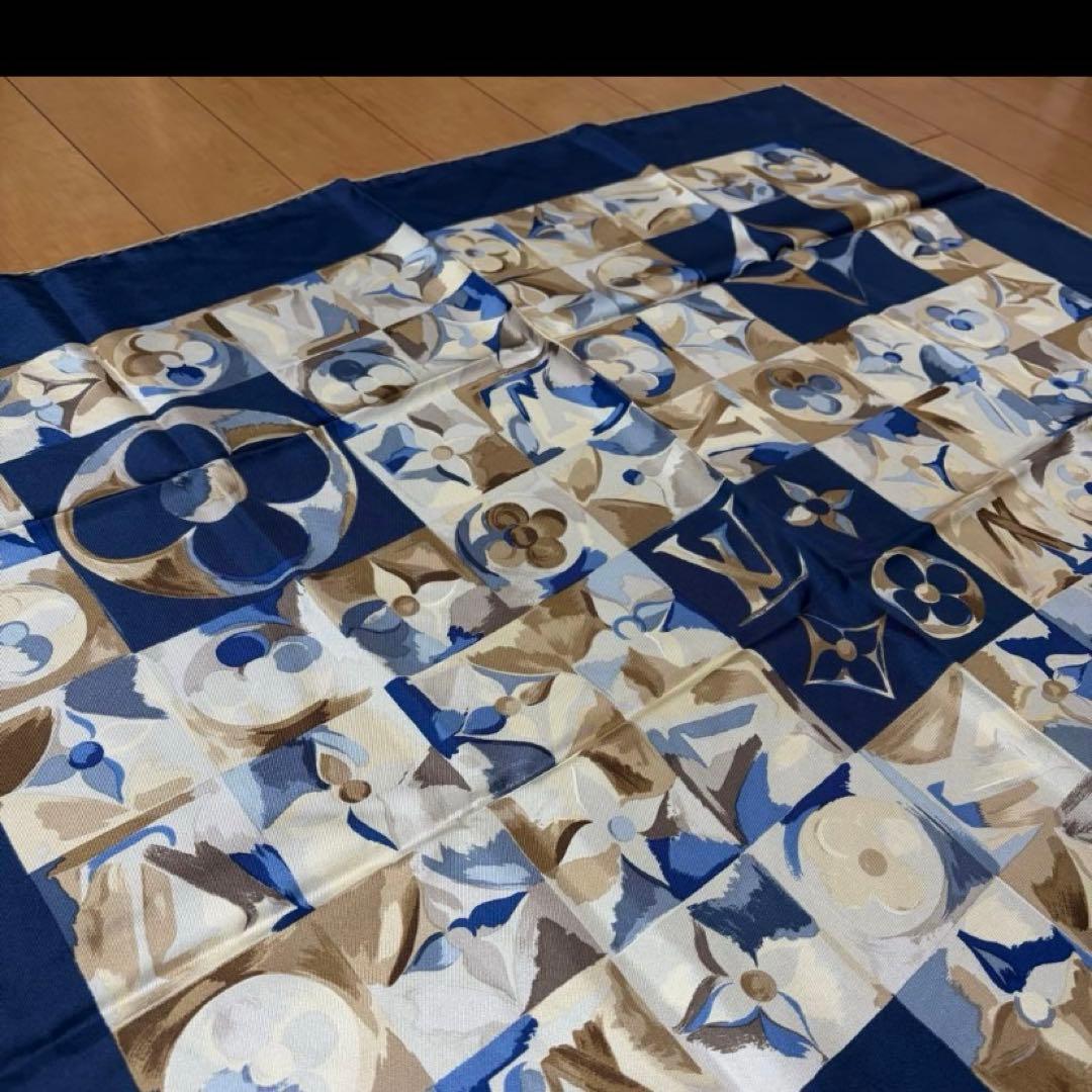 Louis Vuitton ルイヴィトン　モノグラム　大判スカーフ　シルク