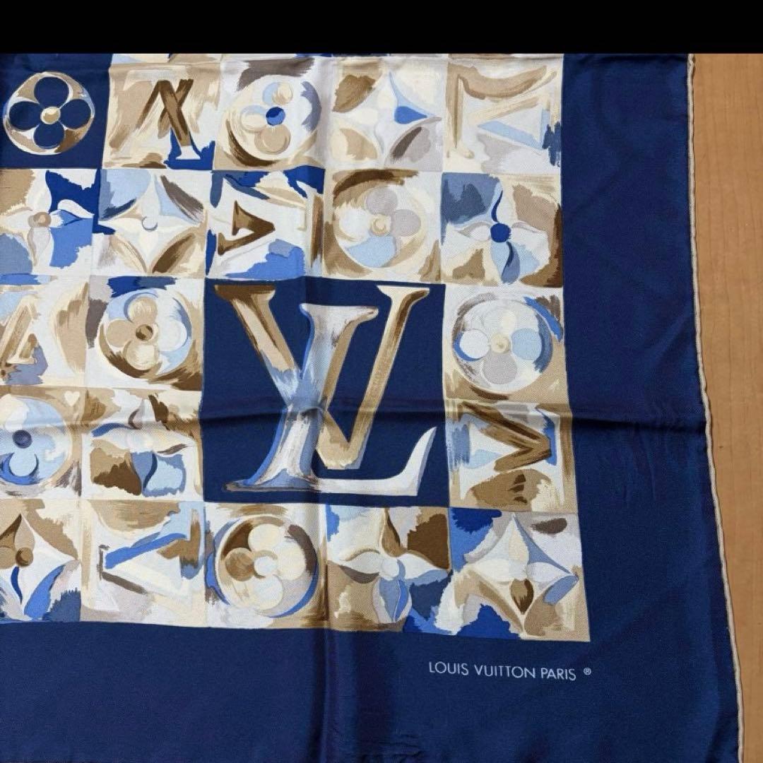 Louis Vuitton ルイヴィトン　モノグラム　大判スカーフ　シルク