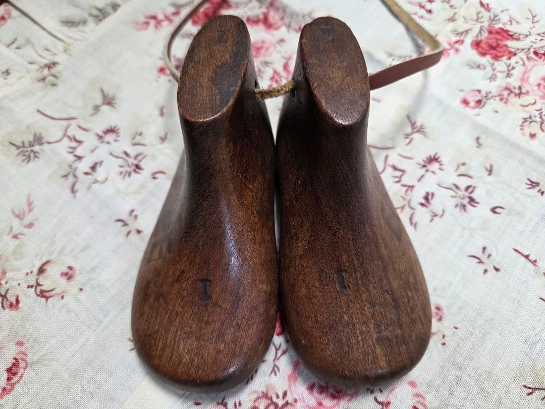 アンティーク木製子供靴型 shoe mold