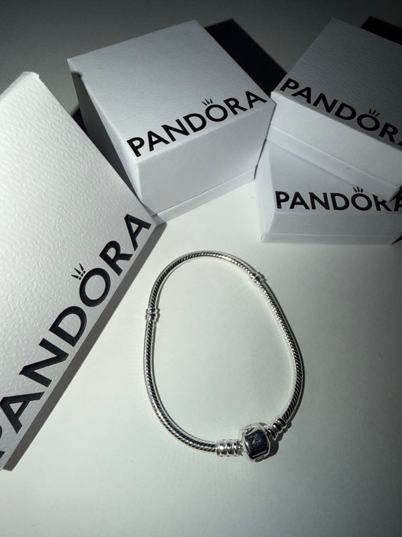 Pandora シルバーブレスレット18cmオリジナル包装付き