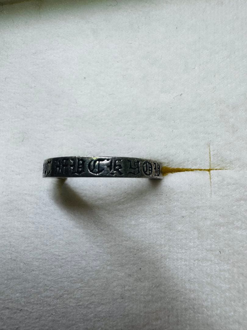 クロムハーツシルバーリング 彫刻テキスト