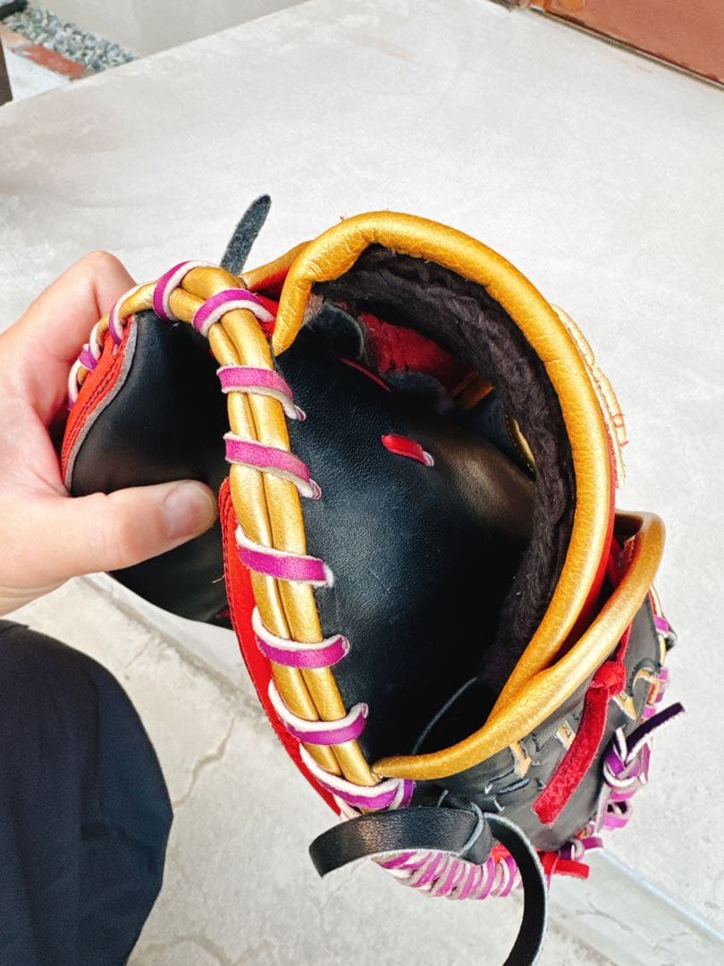 Wilson キャッチャーミット 赤/黒