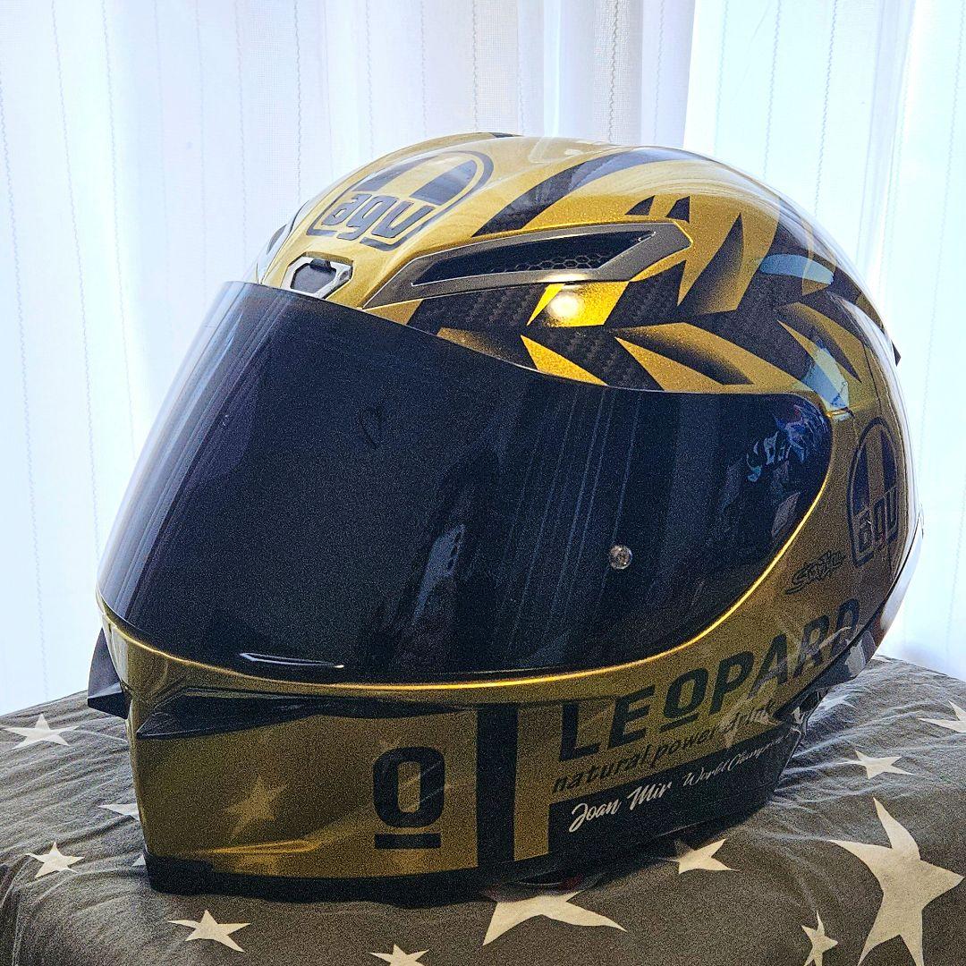 気まぐれ値下げ‼️本日最終日‼️AGV風ゴールドカーボン調 レプリカヘルメット