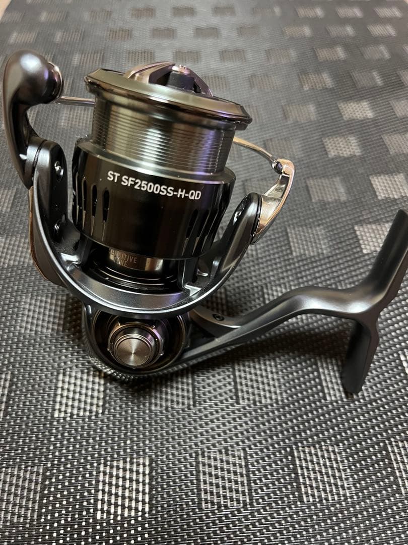 ダイワ　23エアリティST SF2500SS-H-QD