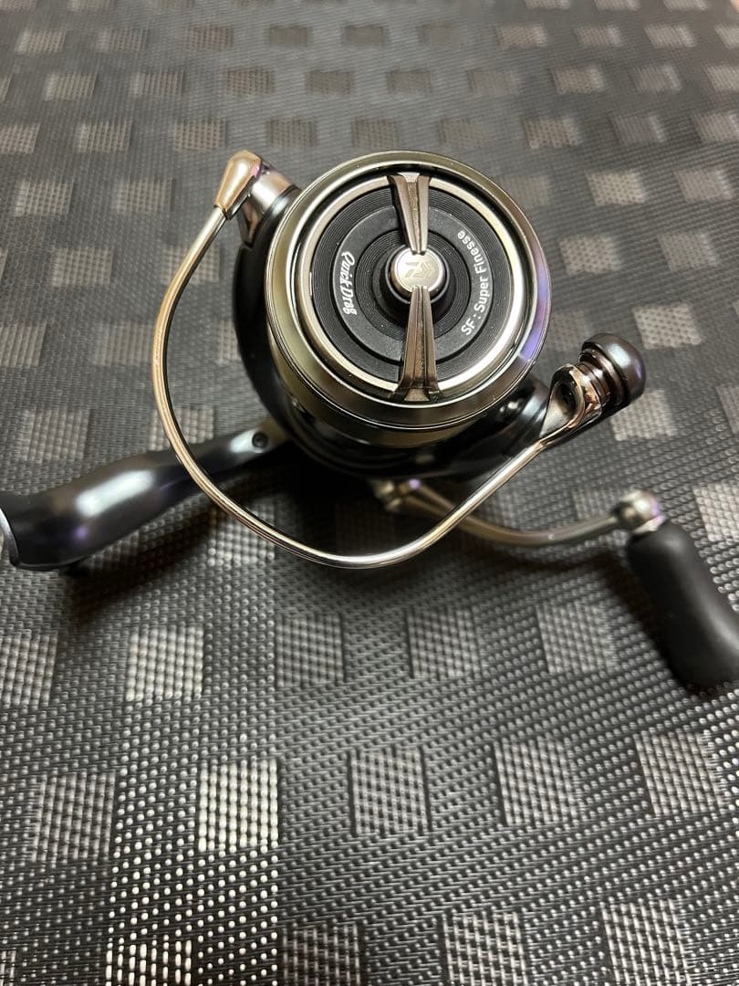 ダイワ　23エアリティST SF2500SS-H-QD