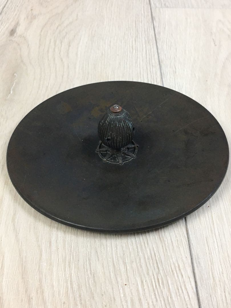 s295釜師 畠春斎 笹梅文 真形釜・茶釜 共箱 茶道具