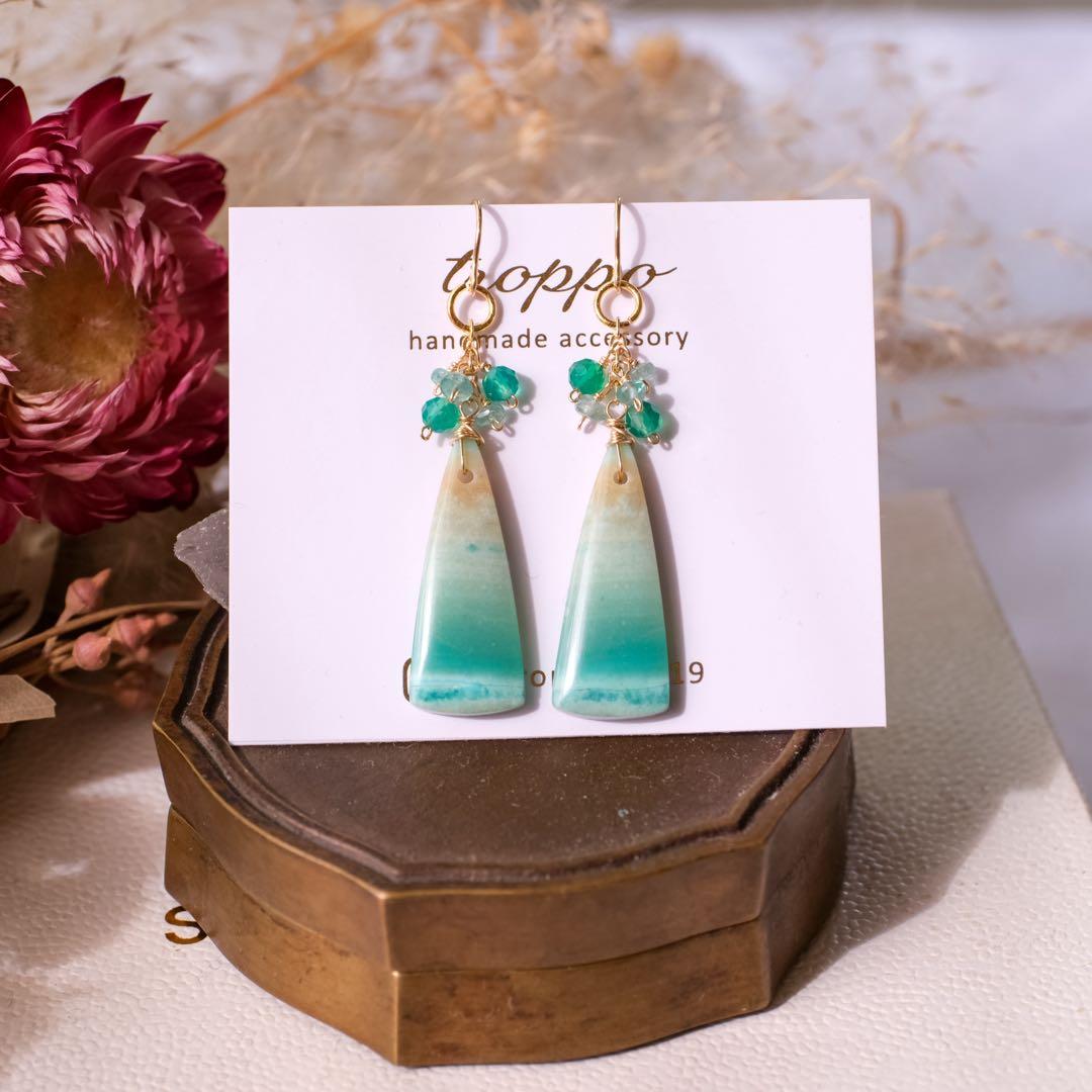 ハニーフラット ♦︎14kgfブルーオパライズドウッドピアス