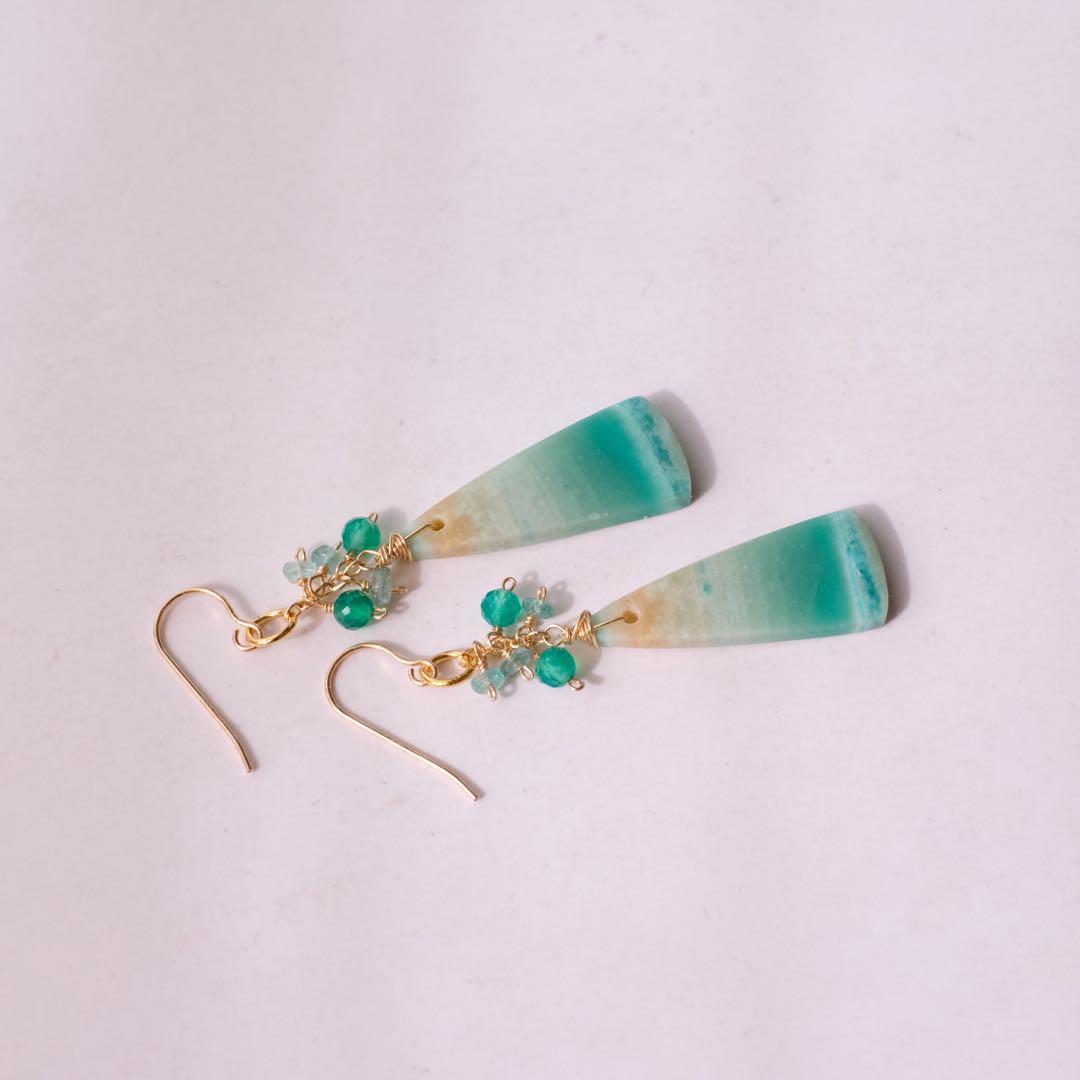 ハニーフラット ♦︎14kgfブルーオパライズドウッドピアス