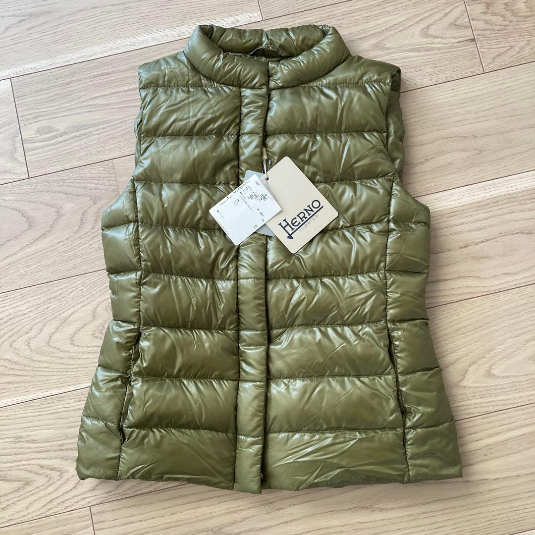 herno ヘルノ　ダウンベスト