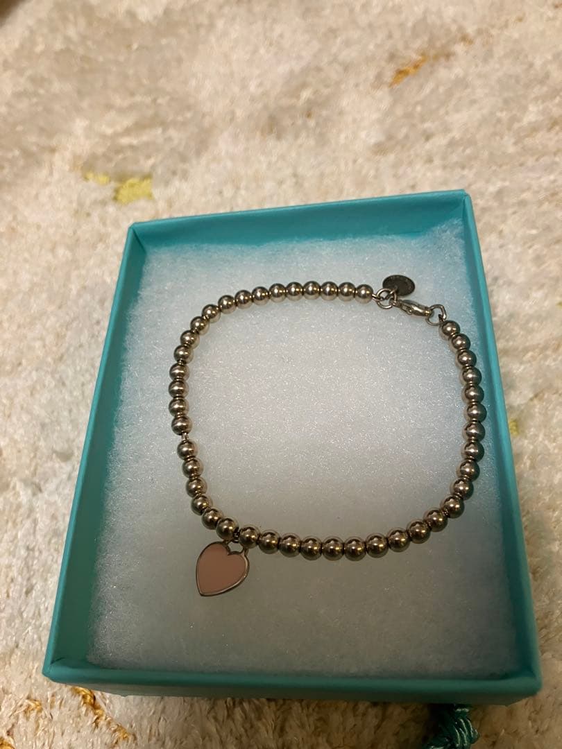 Tiffany & Co. シルバービーズブレスレット　ピンクチャーム