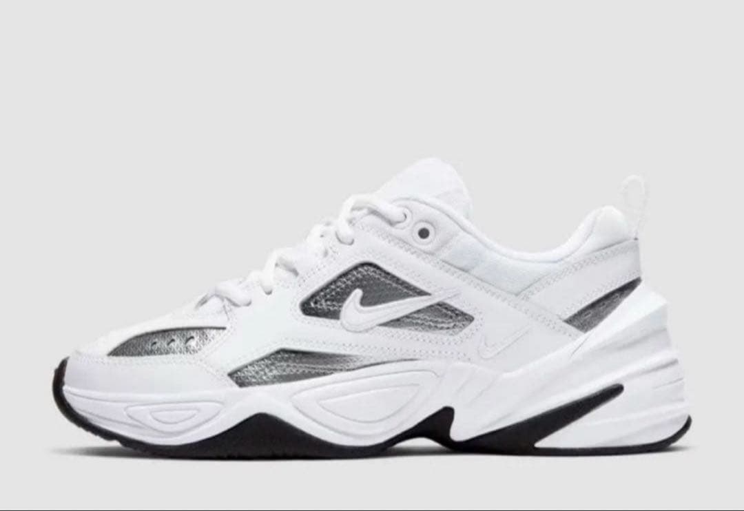 新品未使用 ナイキ ウィメンズ M2K テクノ ESS NIKE