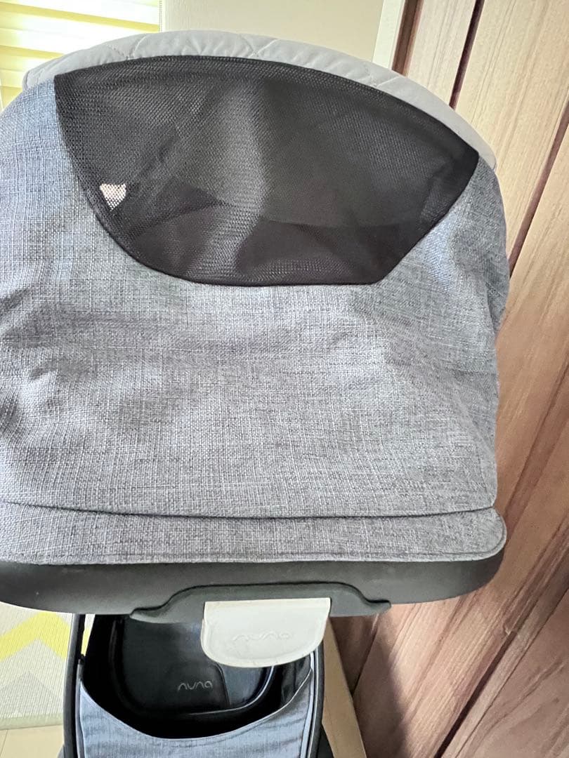 nuna ベビーカー グレー リクライニング機能