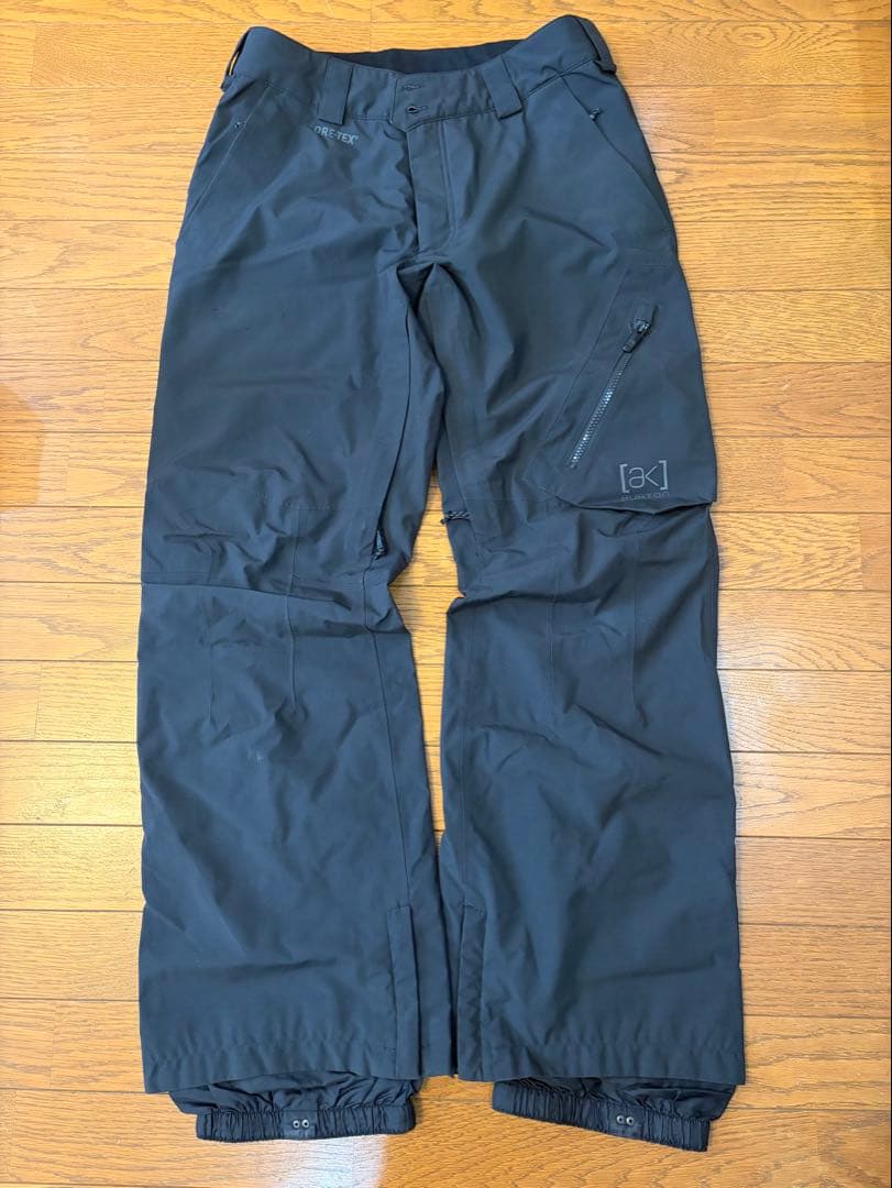 Burton [ak] ブラックスノーボードパンツ Sサイズ
