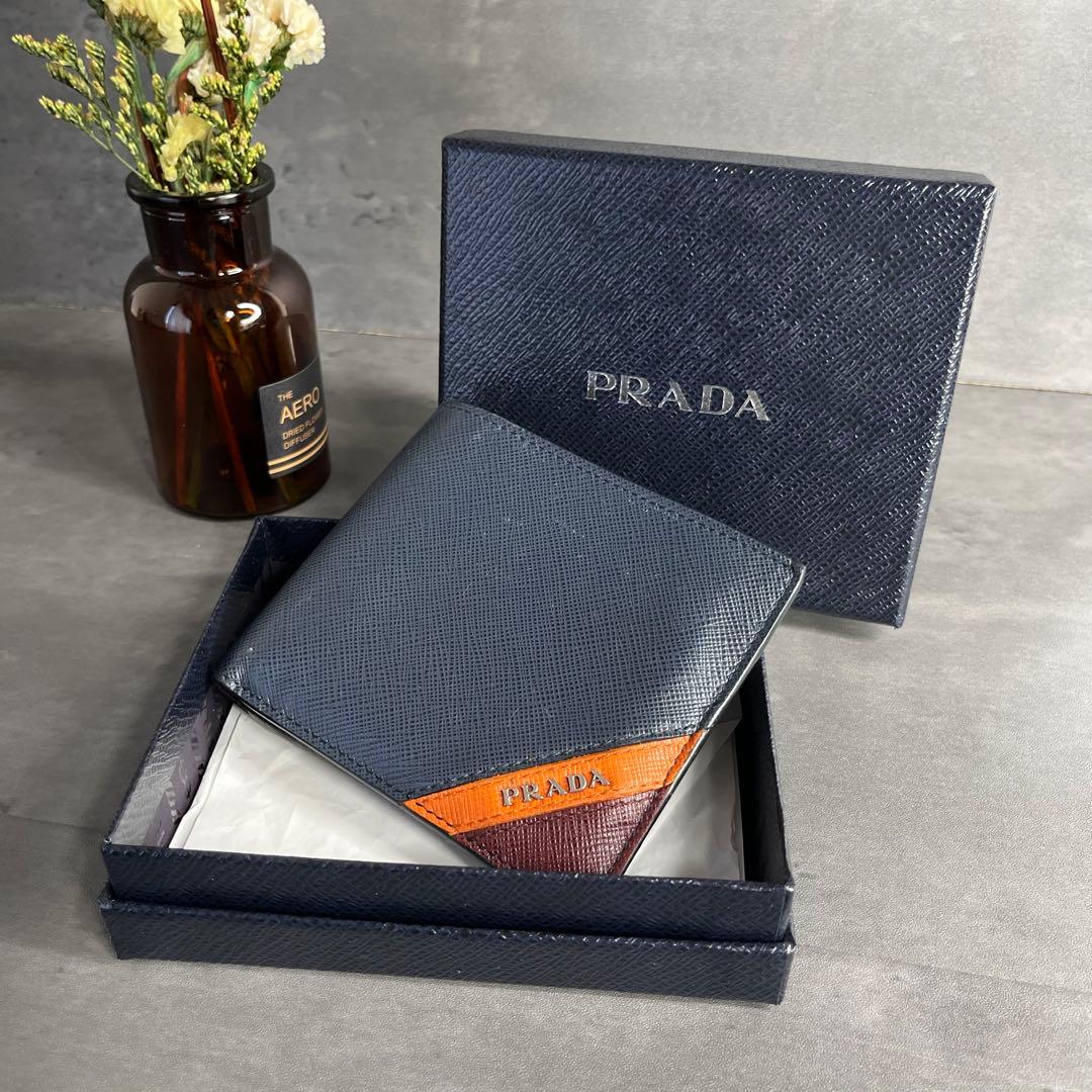 PRADA プラダ 二つ折り財布 小銭入れ付き サフィアーノレザー ネイビー